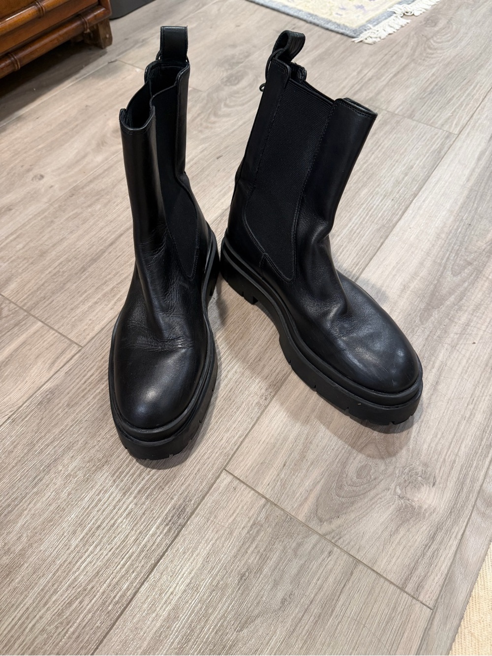 Zara Black Chunky Chelsea Leather Ankle Boots